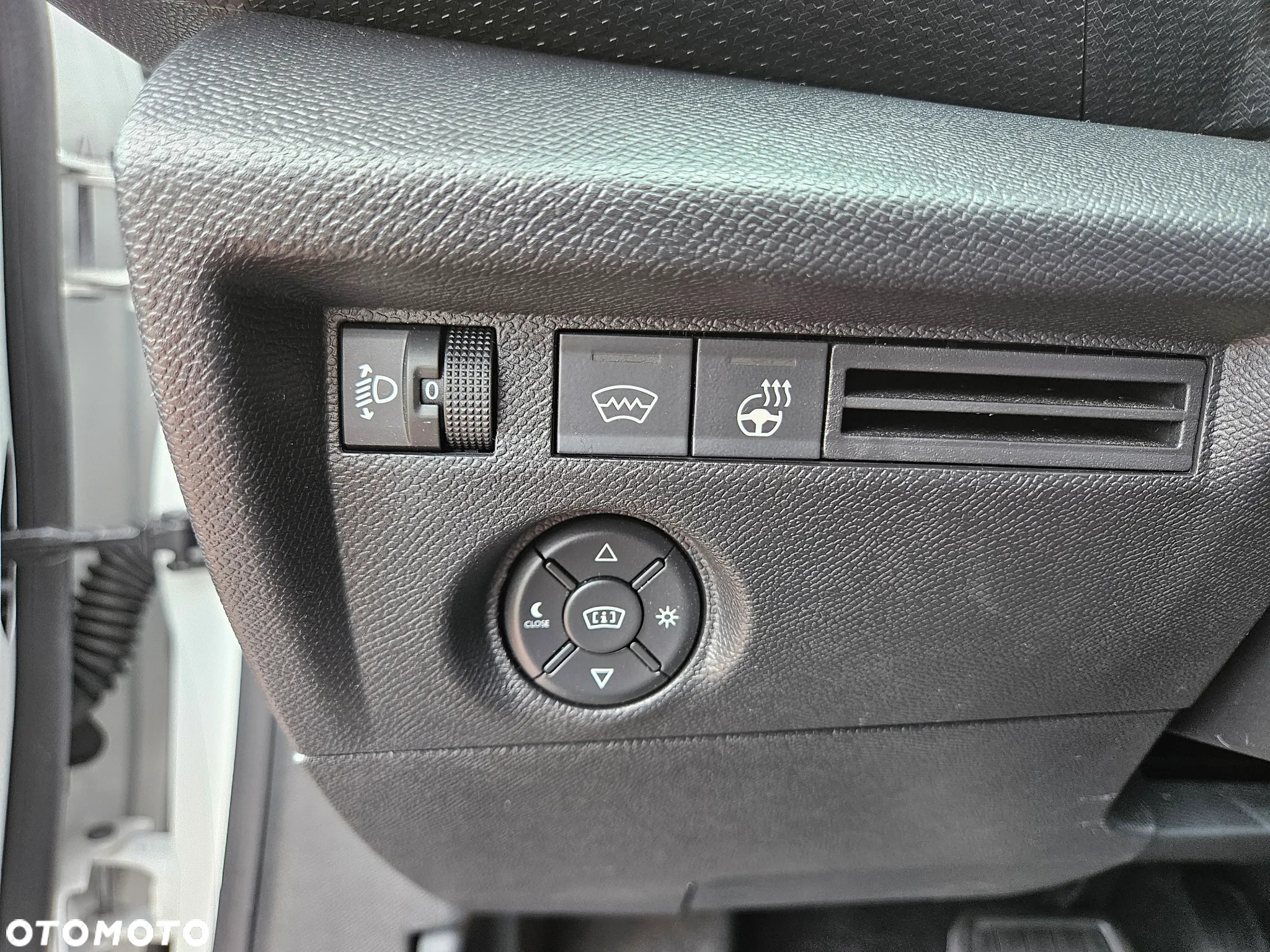 Citroën C4 1.2 PureTech Max S&S EAT8 - 23