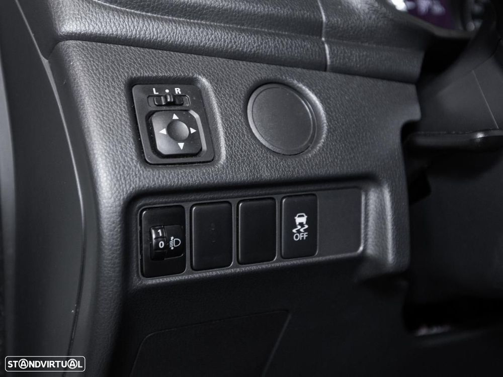 Mitsubishi L200 2.4 DI-D CLUB CAB INVITE 3L 4WD - 12
