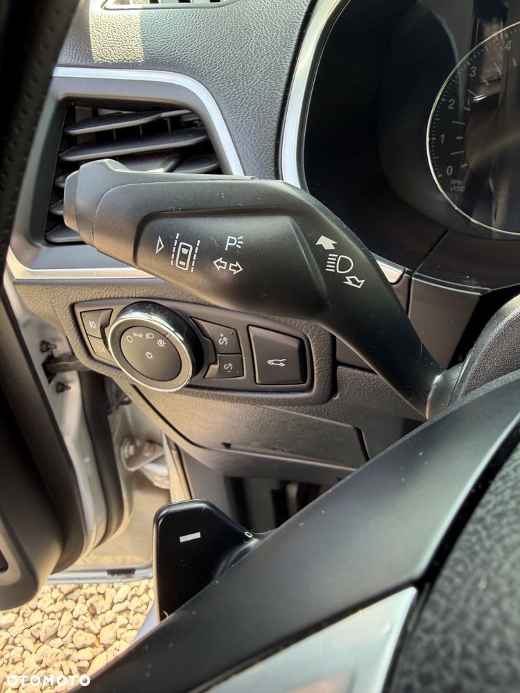 Ford S-Max 2.0 TDCi Titanium - 14