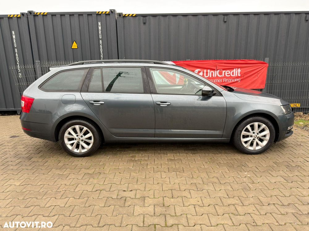 Skoda Octavia - 7