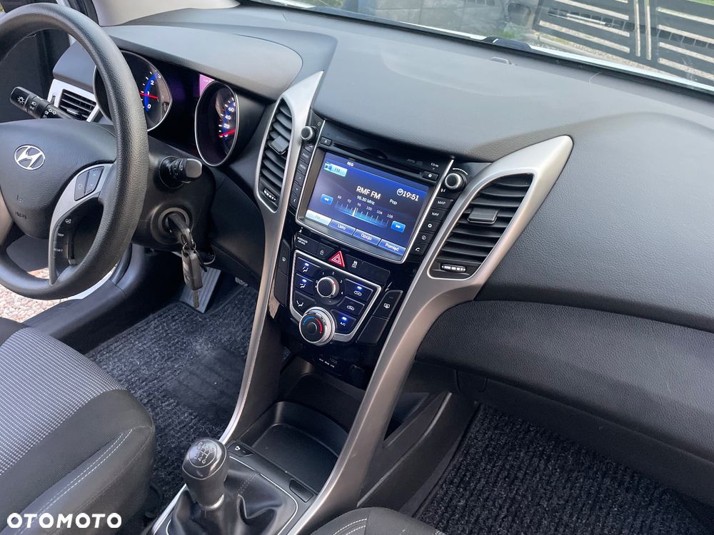 Hyundai i30 - 12