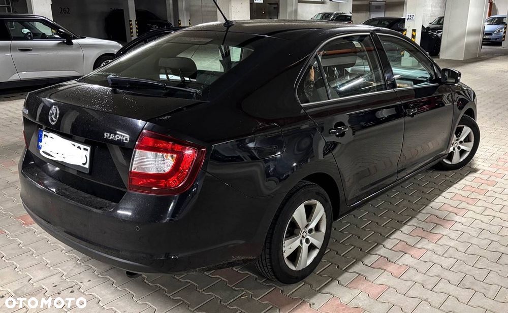Skoda RAPID 1.6 TDI DPF Ambition - 3