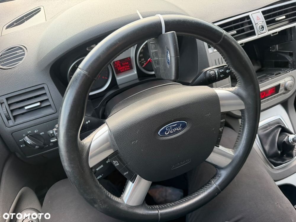 Ford Kuga 2.0 TDCi Trend - 18