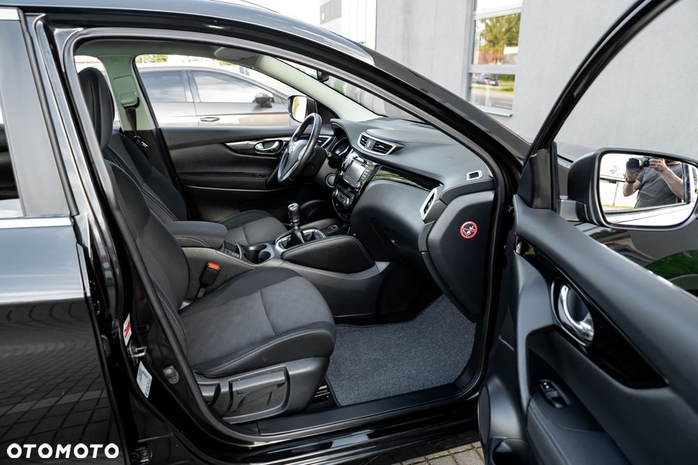 Nissan Qashqai 1.6 DIG-T Tekna - 24