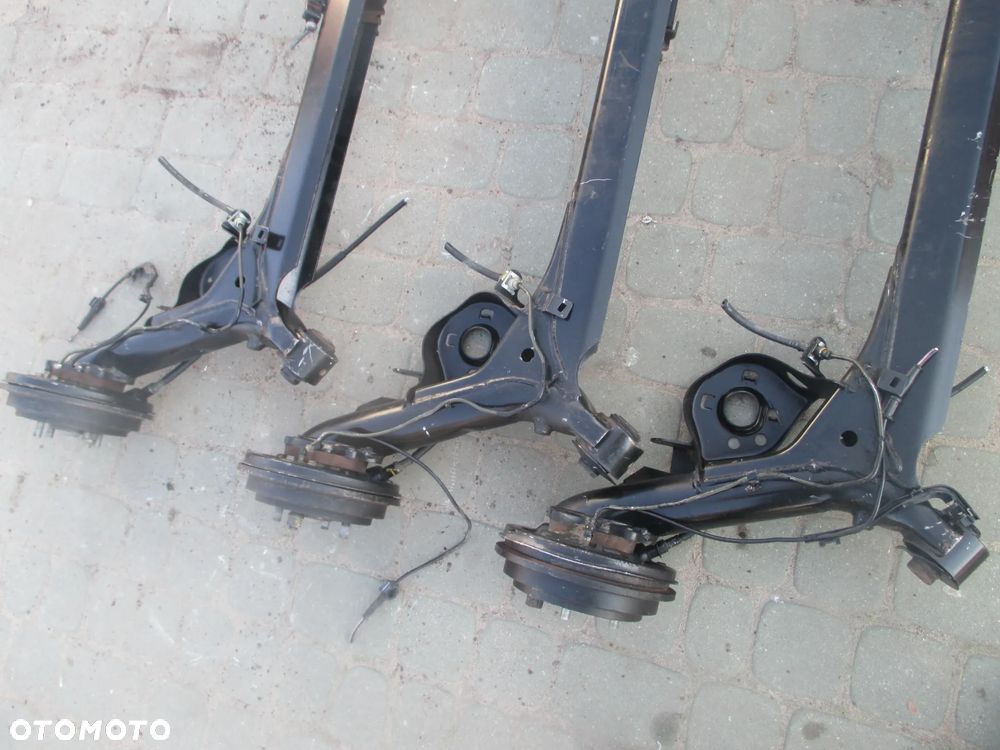 belka zawieszenia oś Honda Jazz II 02/08 Bębny ABS Orginał bez rdzy super stan - 4