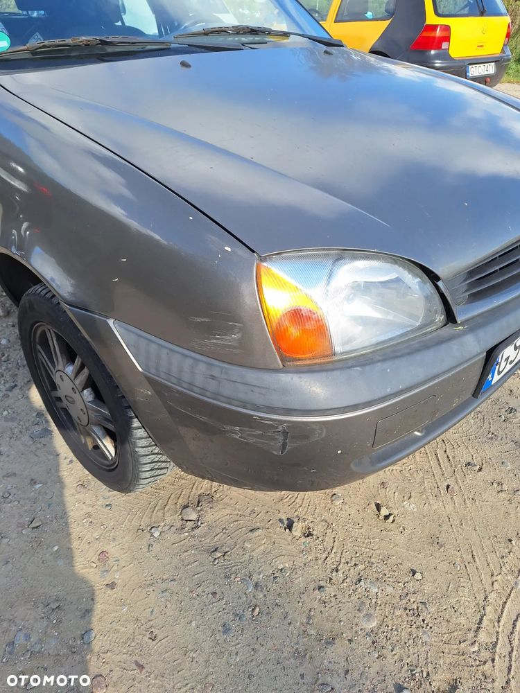 Ford Fiesta - 4