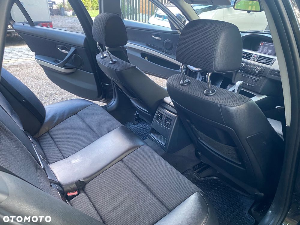 BMW Seria 3 - 24