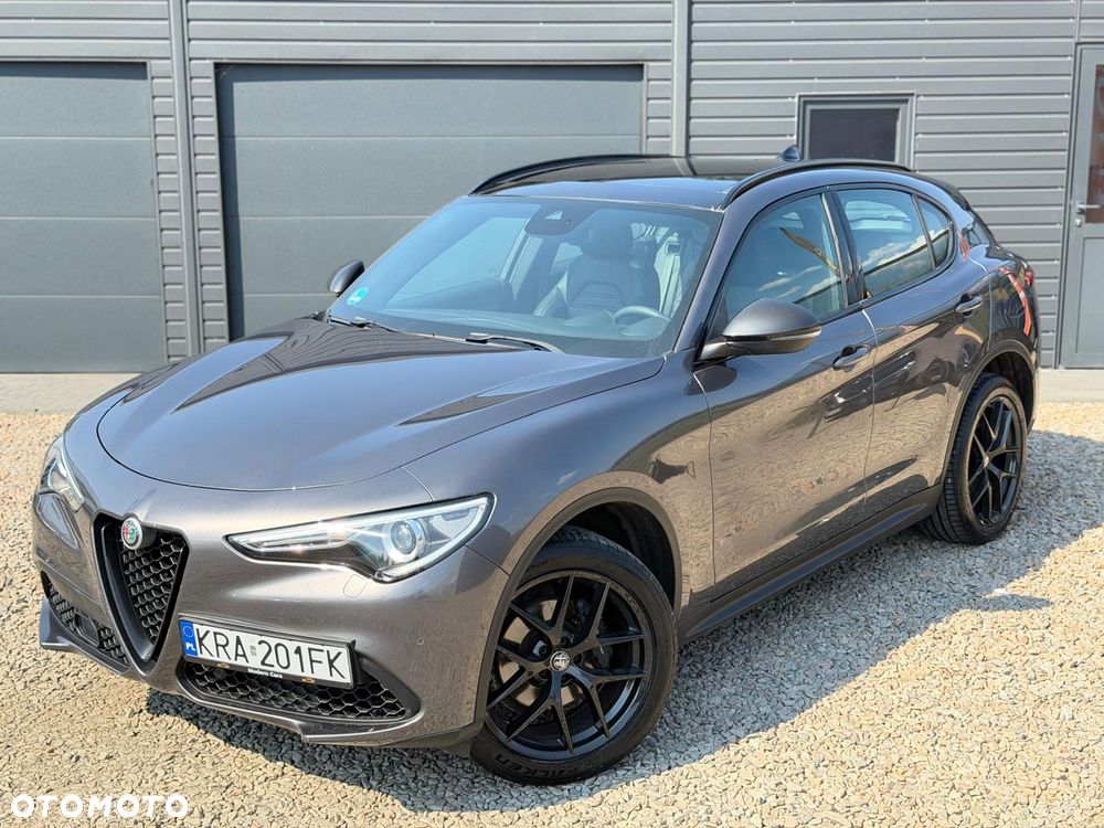 Alfa Romeo Stelvio 2.0 Turbo 16V AT8-Q4 B-Tech - 4