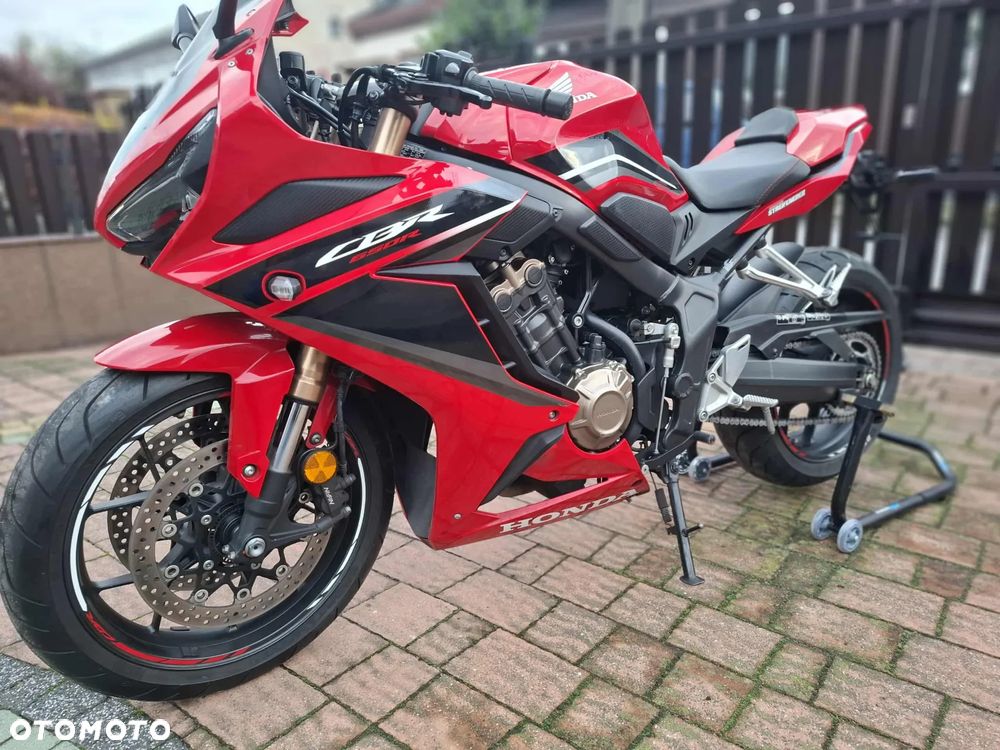 Honda CBR - 13