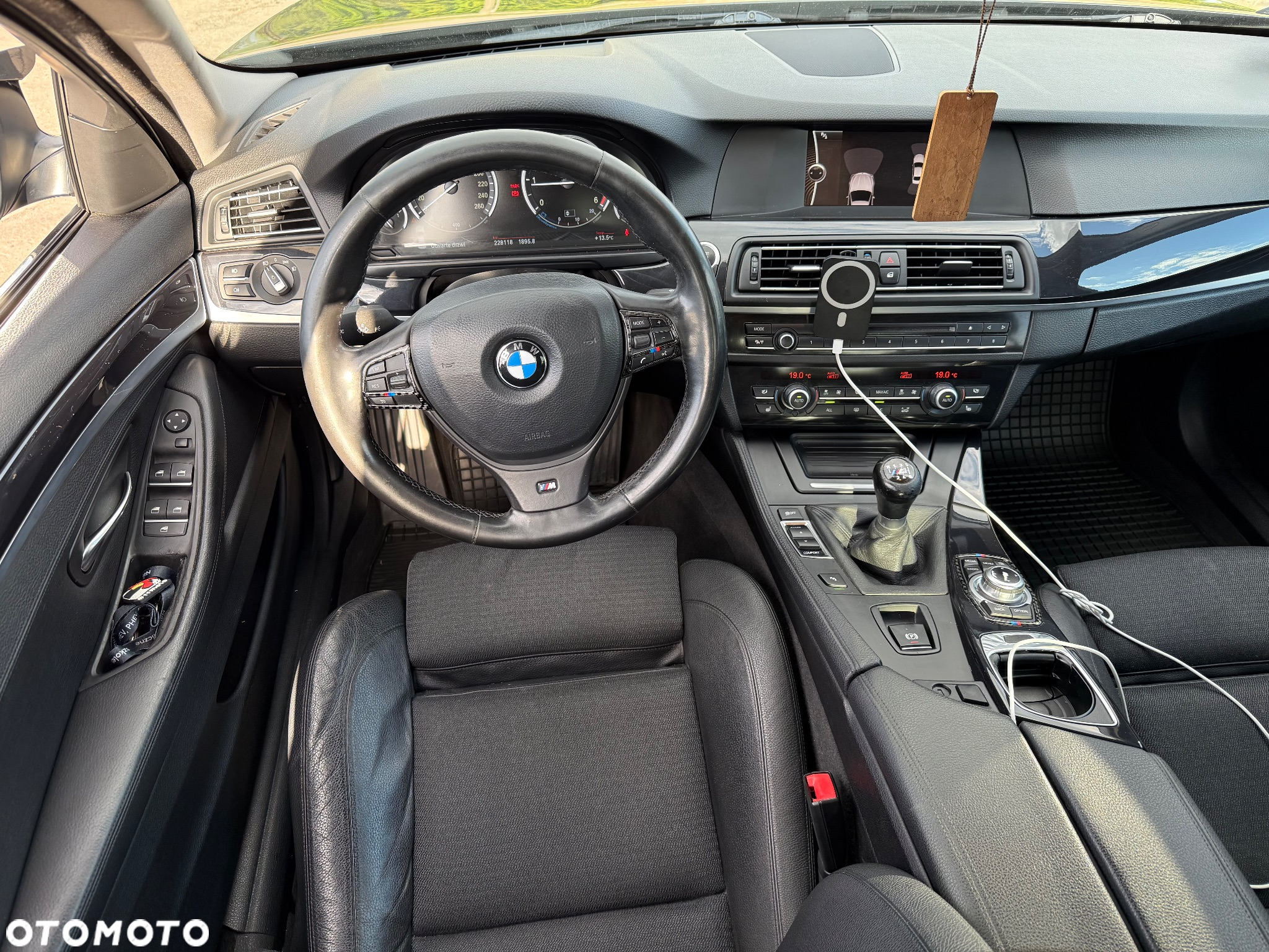 BMW Seria 5 520d - 11
