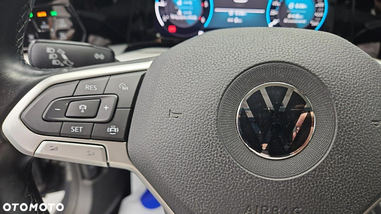 Volkswagen Golf VIII 2.0 TDI Life - 16