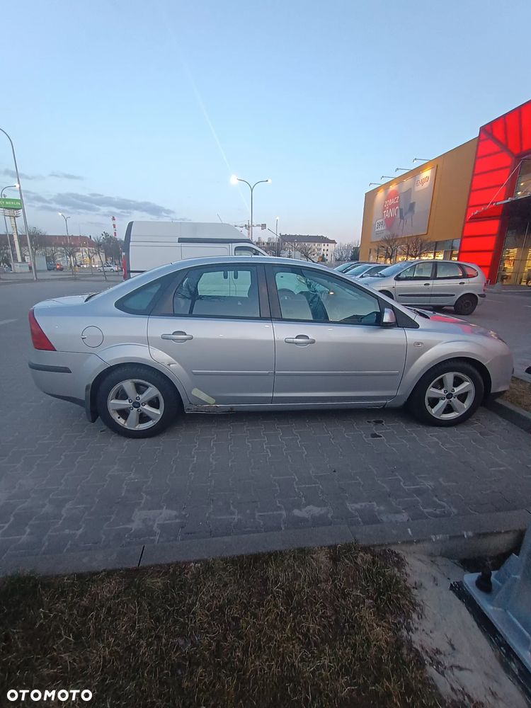 Ford Focus 2.0 TDCi Trend - 9