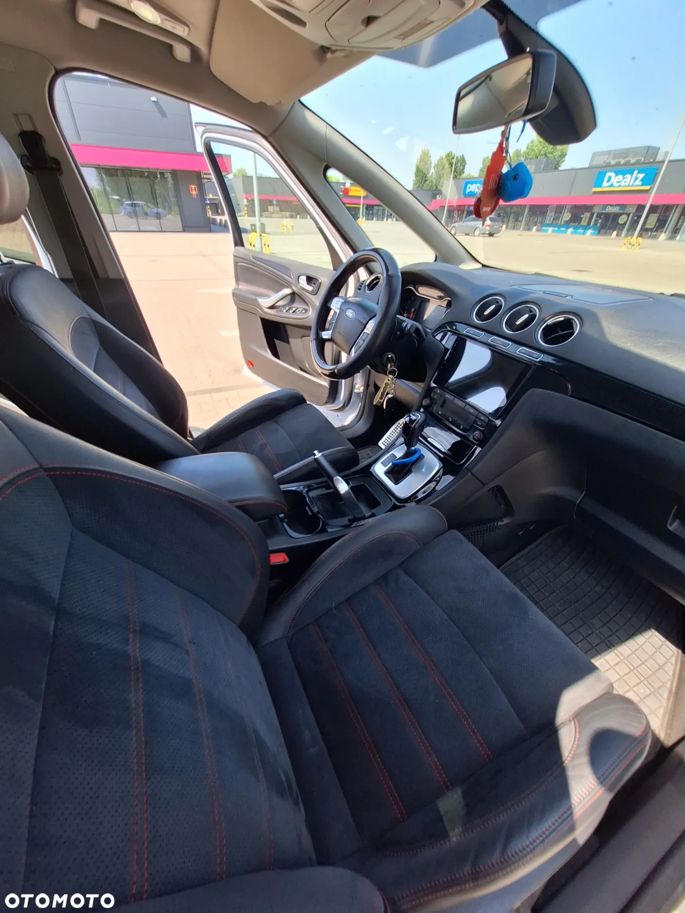 Ford S-Max - 19