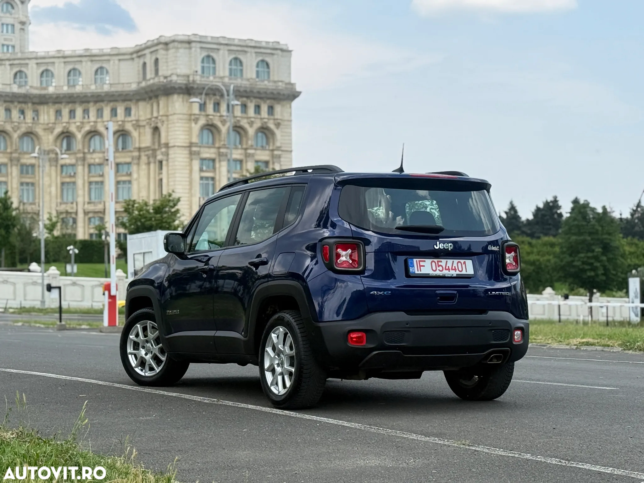 Jeep Renegade 1.3 T-GDI 4xe PLUG-IN Hybrid Automatik Limited - 16