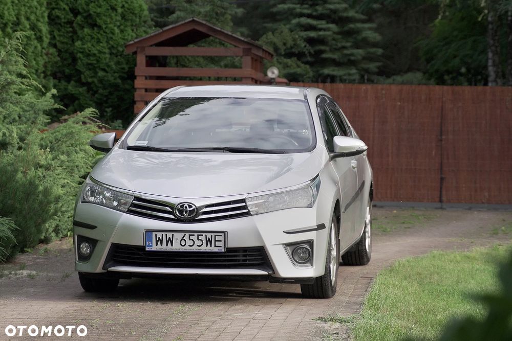 Toyota Corolla 1.6 Premium - 14