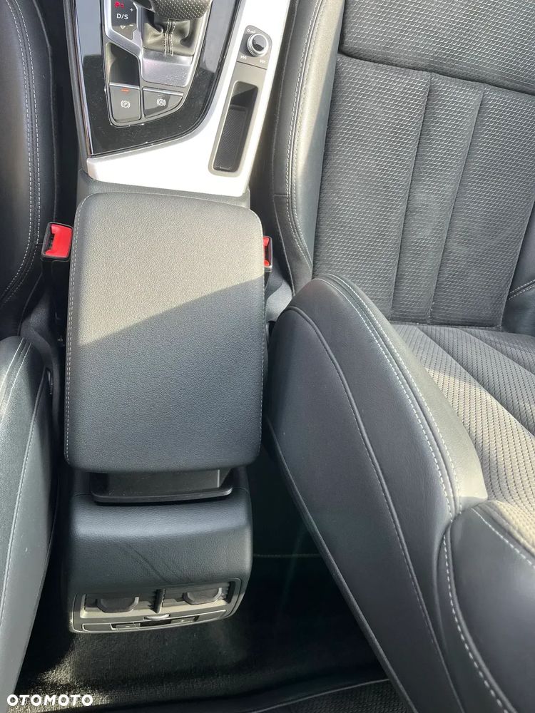 Audi A4 Avant 2.0 TFSI Quattro Sport S tronic - 30