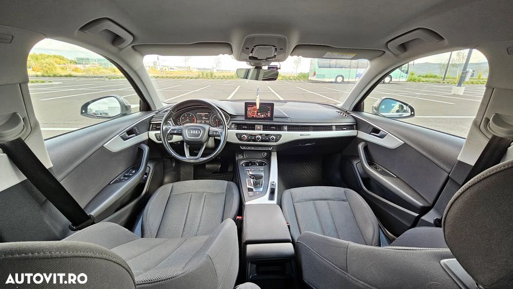 Audi A4 2.0 TDI quattro Stronic - 12