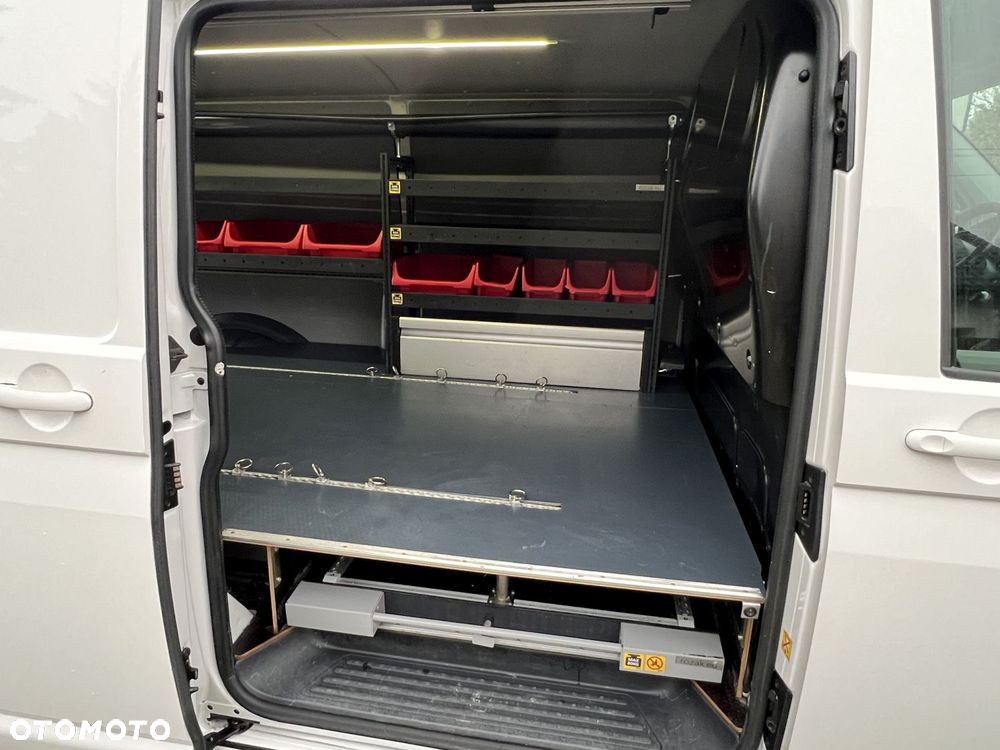 Volkswagen TRANSPORTER T6,1 - 30