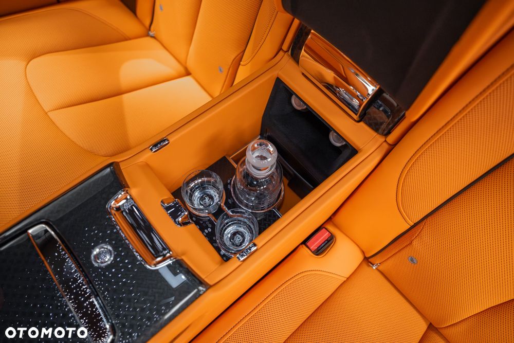 Rolls-Royce Cullinan Series II Black Badge - 17