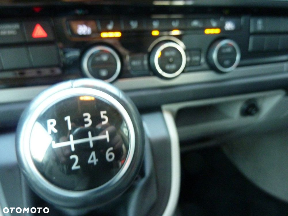 Volkswagen California - 17