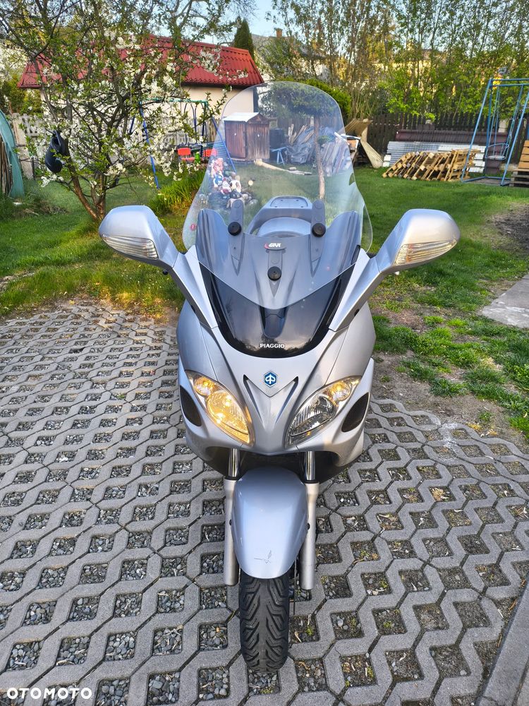 Piaggio X9 - 2