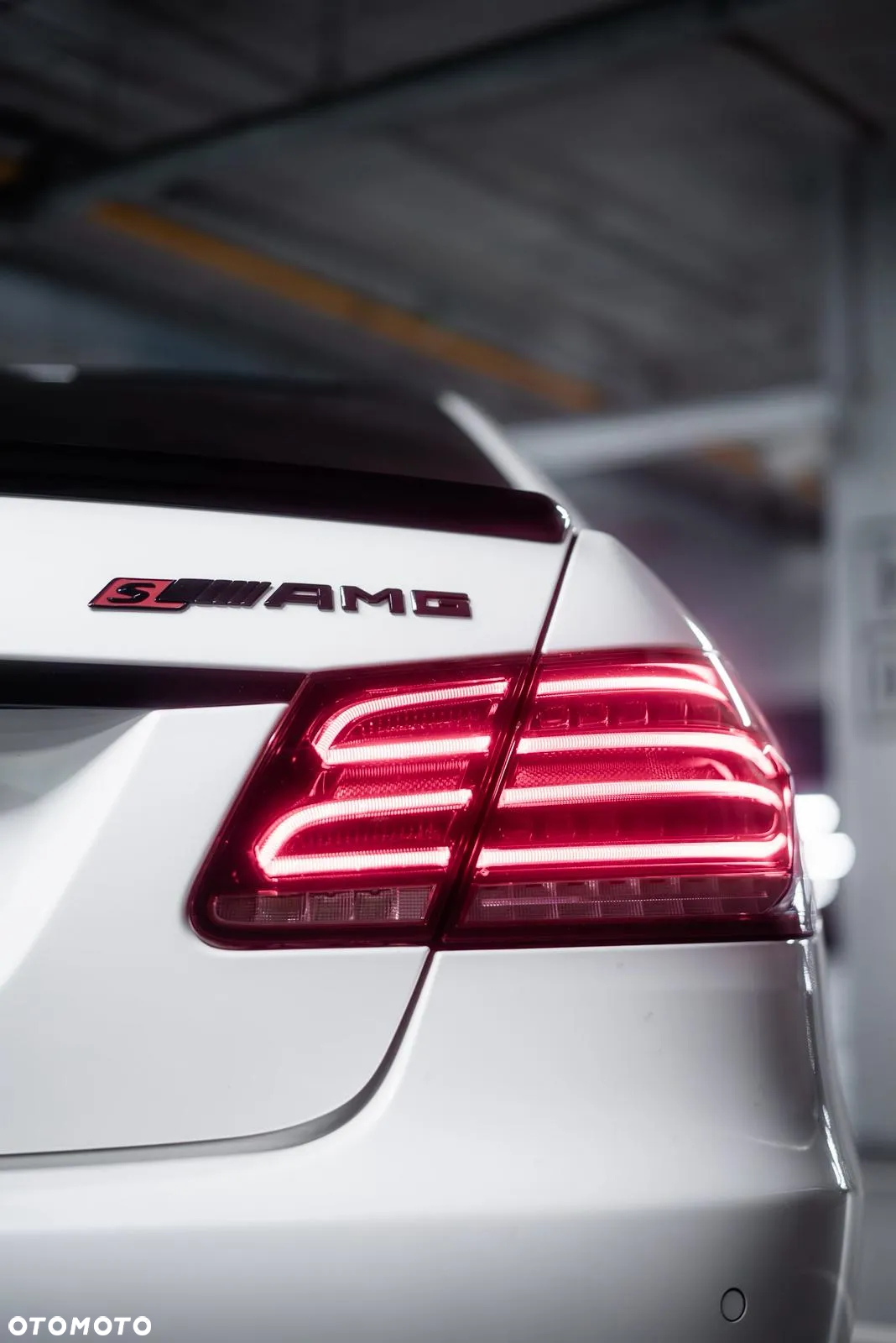 Mercedes-Benz Klasa E 63 AMG S 4Matic AMG Speedshift MCT - 9