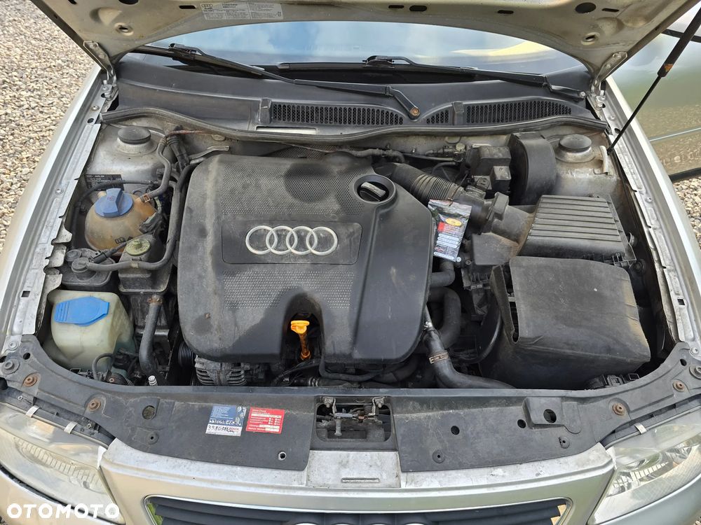 Audi A3 Sportback 1.6 Ambiente - 13