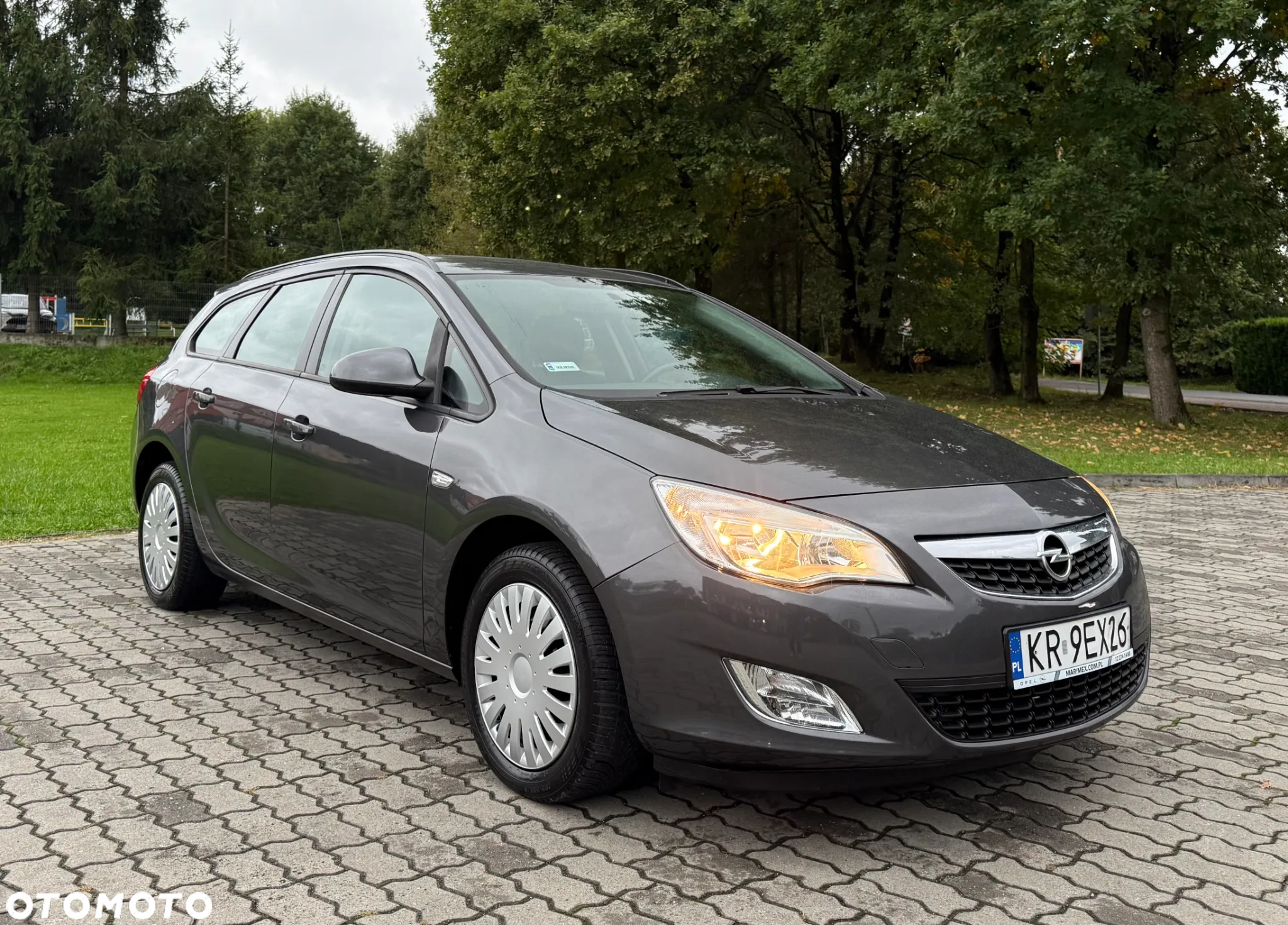 Opel Astra IV 1.4 T Enjoy - 2