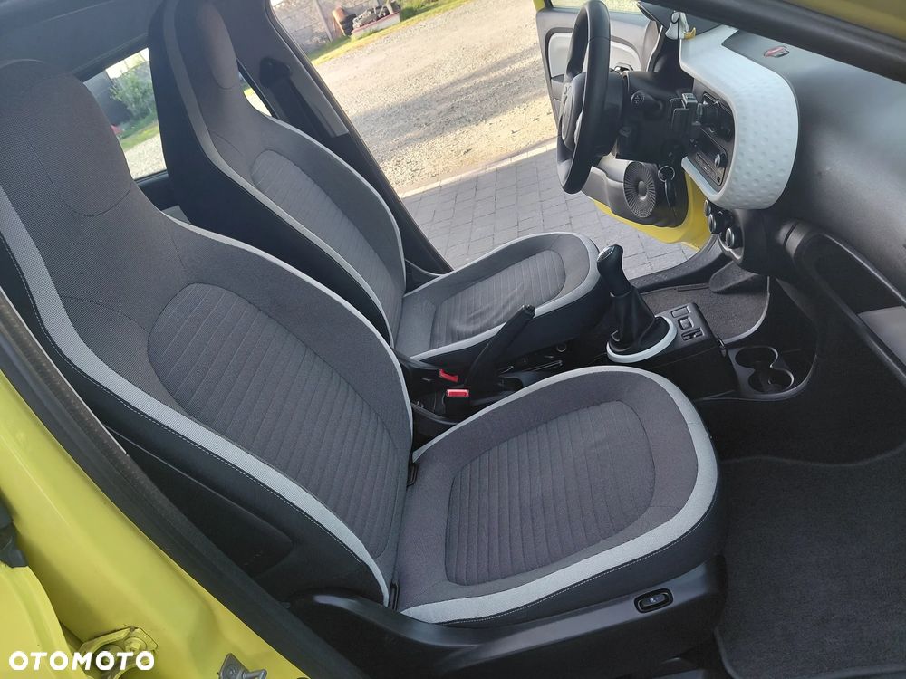 Renault Twingo SCe 70 Intens EU6 - 14