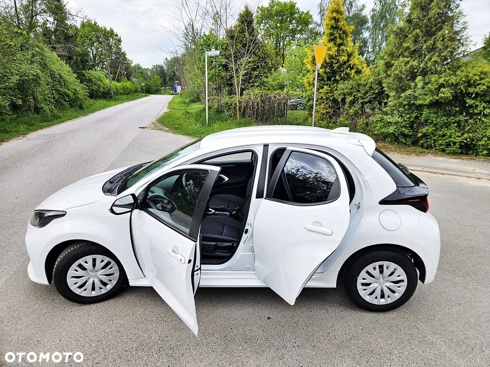 Toyota Yaris 1.5 VVT-i Luxe - 21
