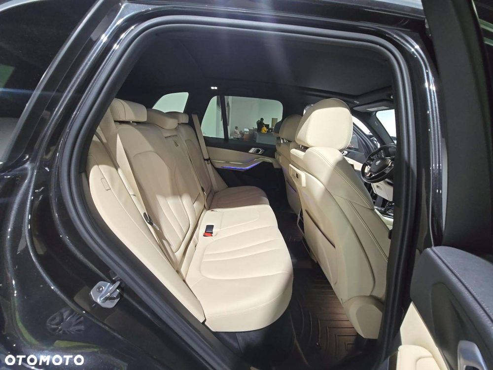 BMW X5 xDrive40i xLine - 14
