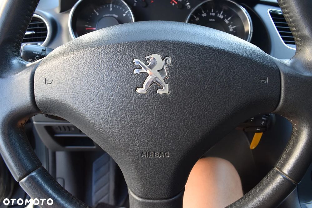 Peugeot 3008 HDi 115 Allure - 23