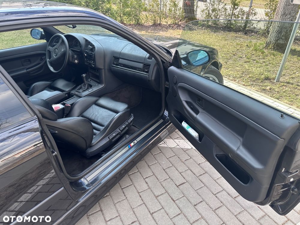 BMW M3 Standard - 5