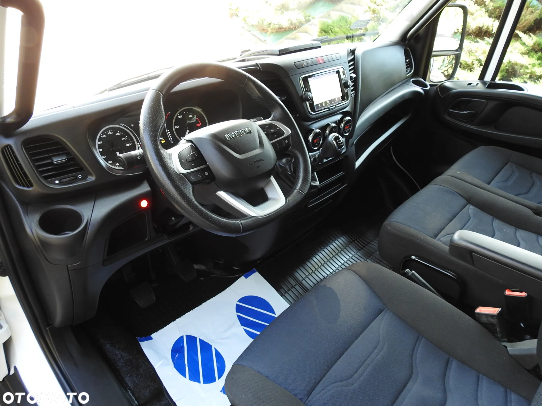 Iveco DAILY 50C18 PLANDEKA WINDA 10 PALET WEBASTO TEMPOMAT NAWIGACJA KLIMATYZACJA LEDY BLIŹNIACZE KOŁA 180KM [ 436150 ] - 3