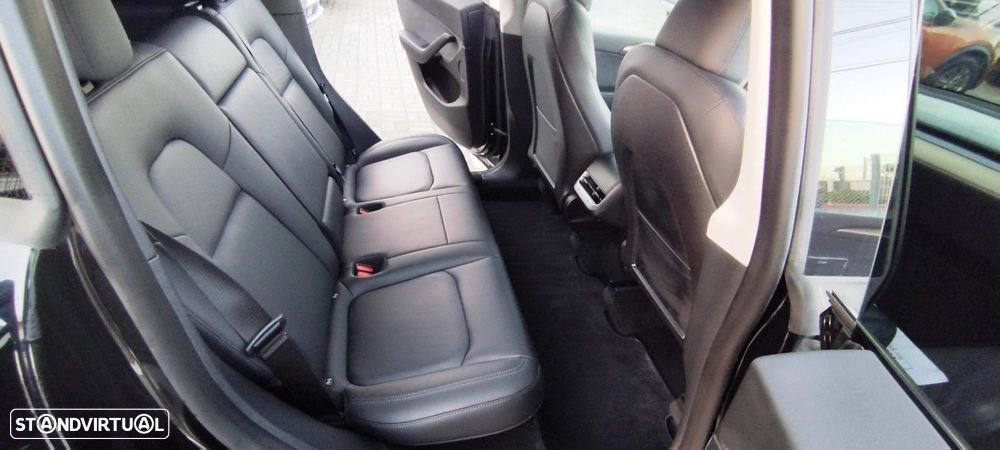 Tesla Model Y Tração Traseira - 22