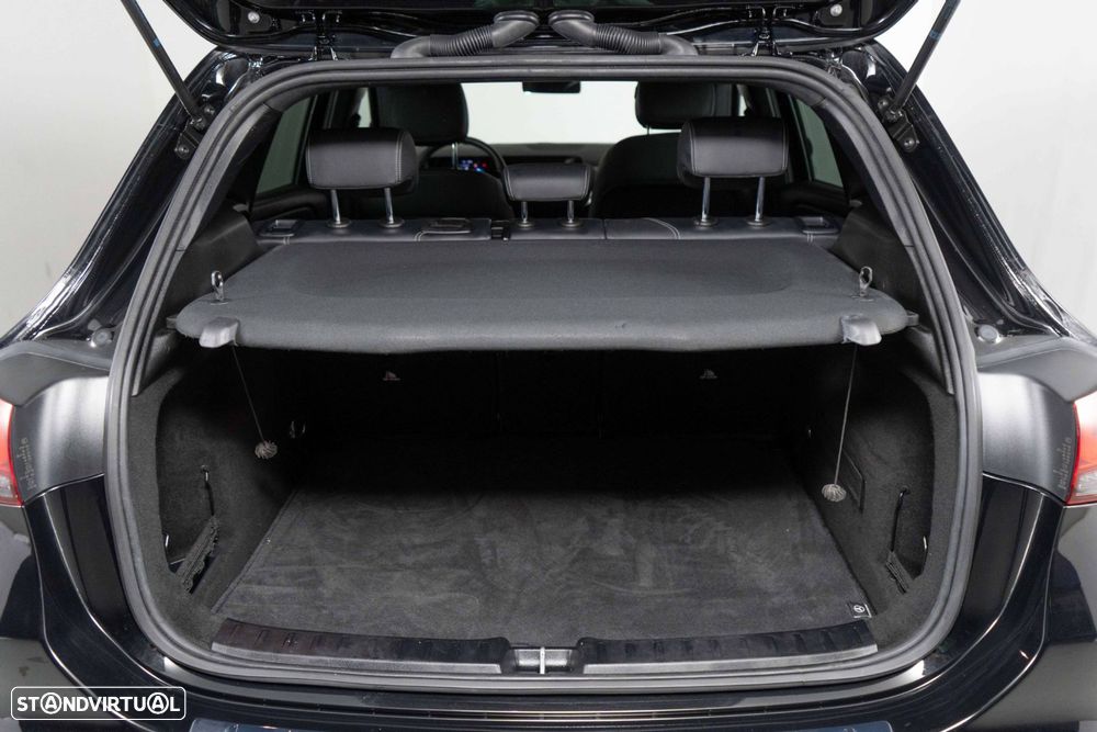 Mercedes-Benz GLA 250 e Progressive - 13