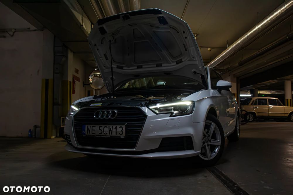Audi A3 Sportback 35 TFSI S tronic - 19