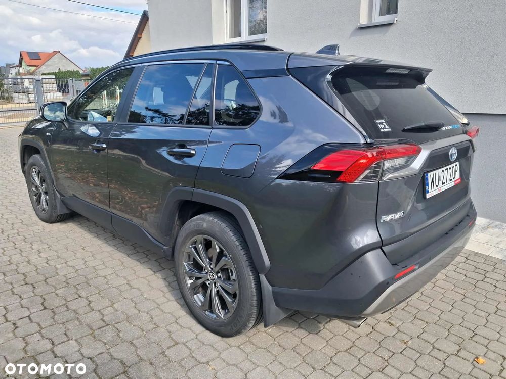 Toyota RAV4 - 7