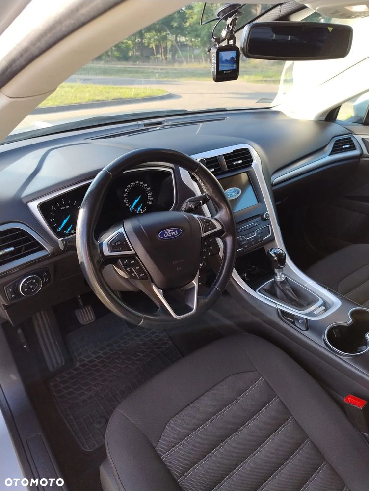 Ford Mondeo 2.0 TDCi Trend - 12