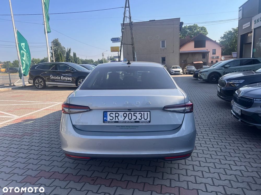 Skoda Superb 2.0 TSI Edition 130 DSG - 7