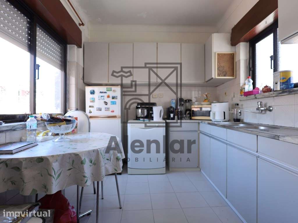 Moradia no centro de Alenquer - Grande imagem: 2/31