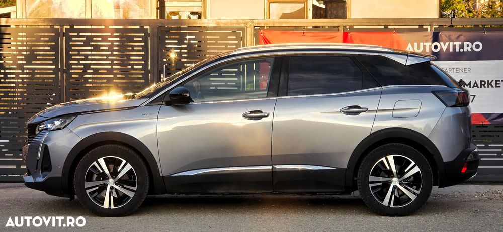 Peugeot 3008 Hybrid 225 e-EAT8 GT Pack - 9