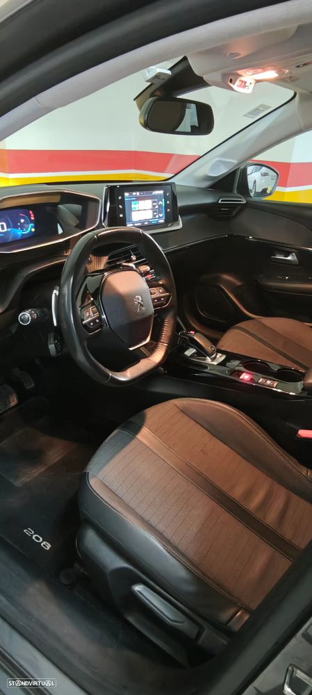 Peugeot 208 1.2 PureTech Allure Pack EAT8 - 12