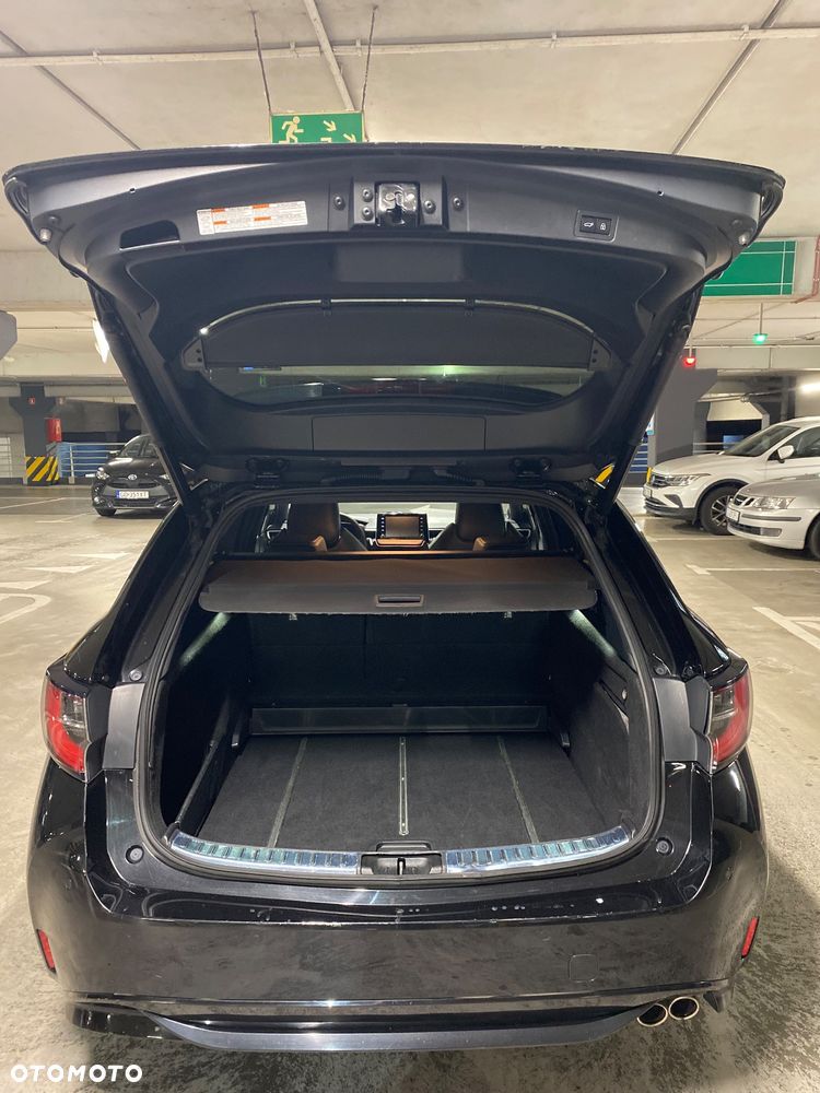 Toyota Corolla 2.0 Hybrid Executive - 9