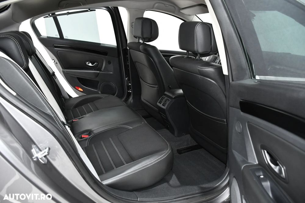 Renault Laguna ENERGY dCi 130 FAP Start & Stop Bose Edition - 14