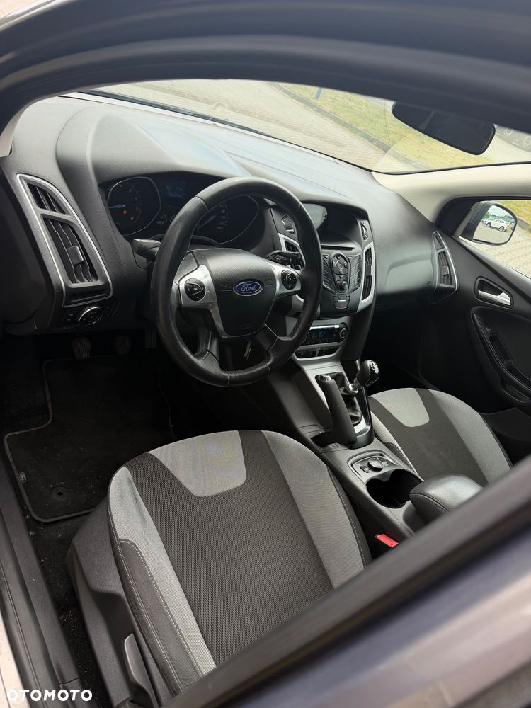 Ford Focus 1.0 EcoBoost Start-Stopp-System SYNC Edition - 27