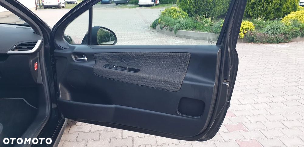 Peugeot 207 1.6 HDi 16V Trendy - 16