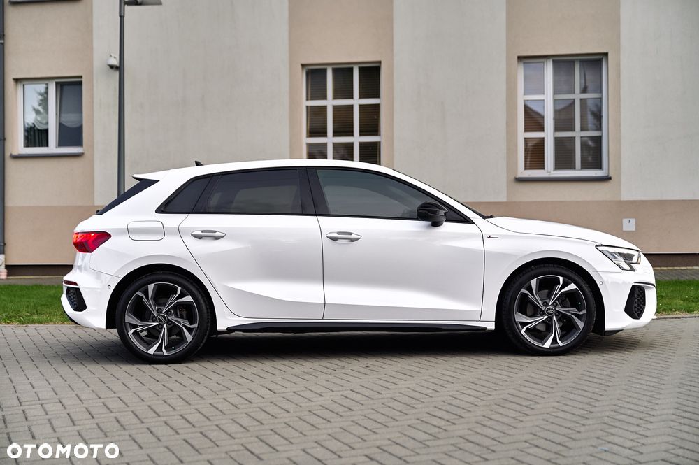Audi A3 Sportback 35 TFSI mHEV S Line S tronic - 16