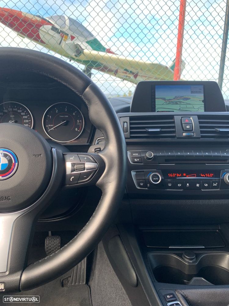 BMW 220 d Coupe Pack M - 32