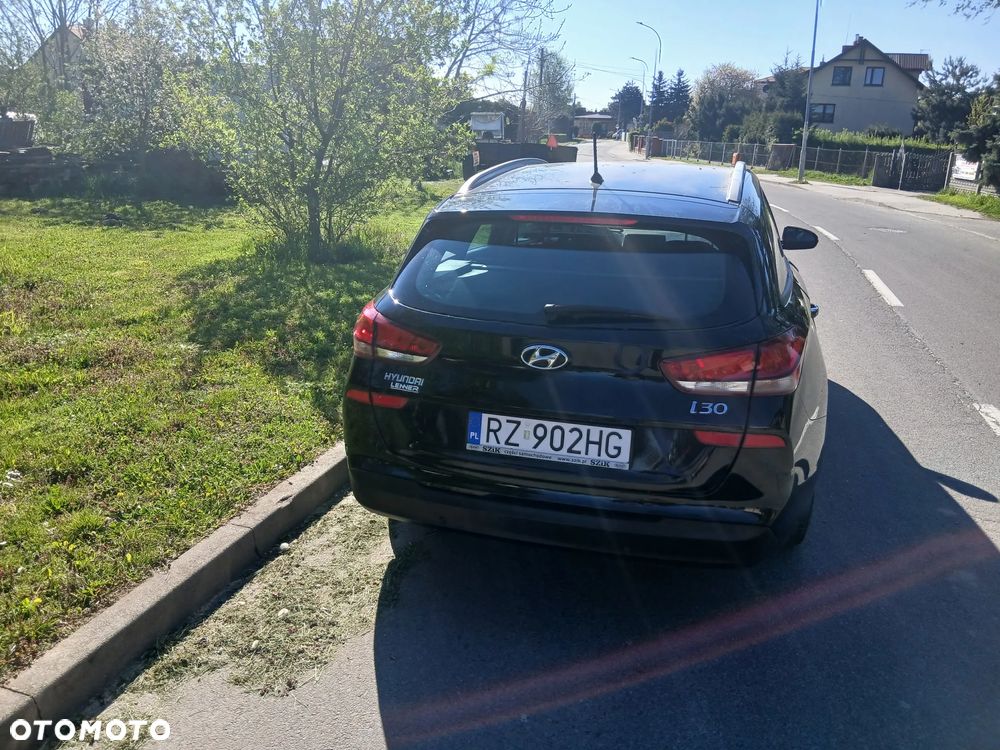 Hyundai i30 1.0 T-GDI Classic + - 13